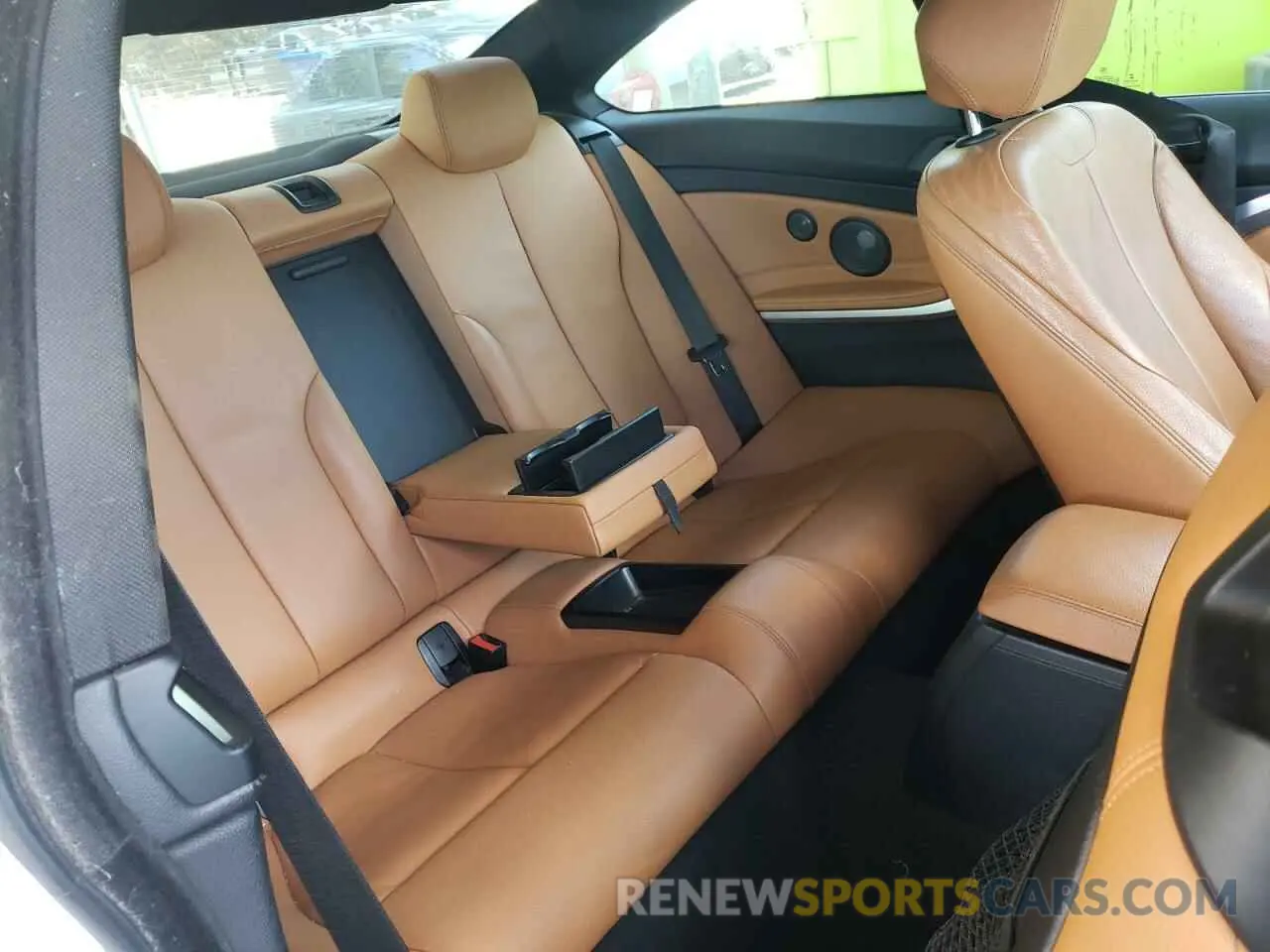 10 Photograph of a damaged car WBA4W3C59KAF93668 BMW 4 SERIES 2019
