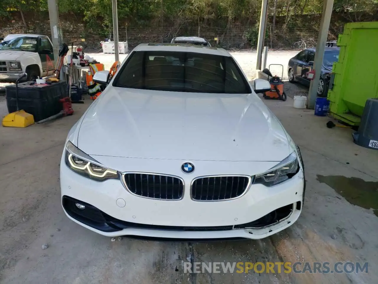 5 Photograph of a damaged car WBA4W3C59KAF93668 BMW 4 SERIES 2019