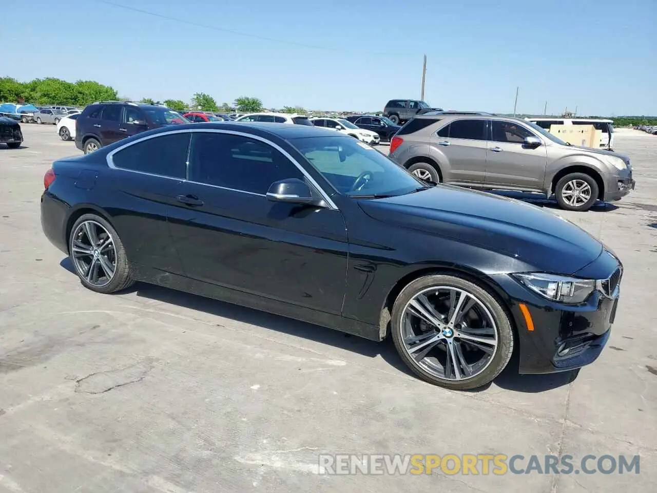 4 Photograph of a damaged car WBA4W3C5XKAF93274 BMW 4 SERIES 2019