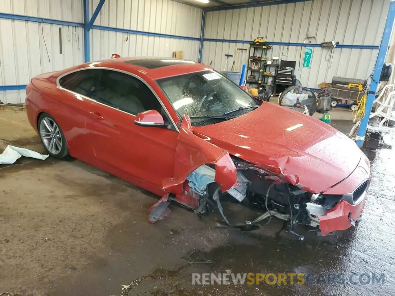 4 Photograph of a damaged car WBA4W5C54KAE49831 BMW 4 SERIES 2019