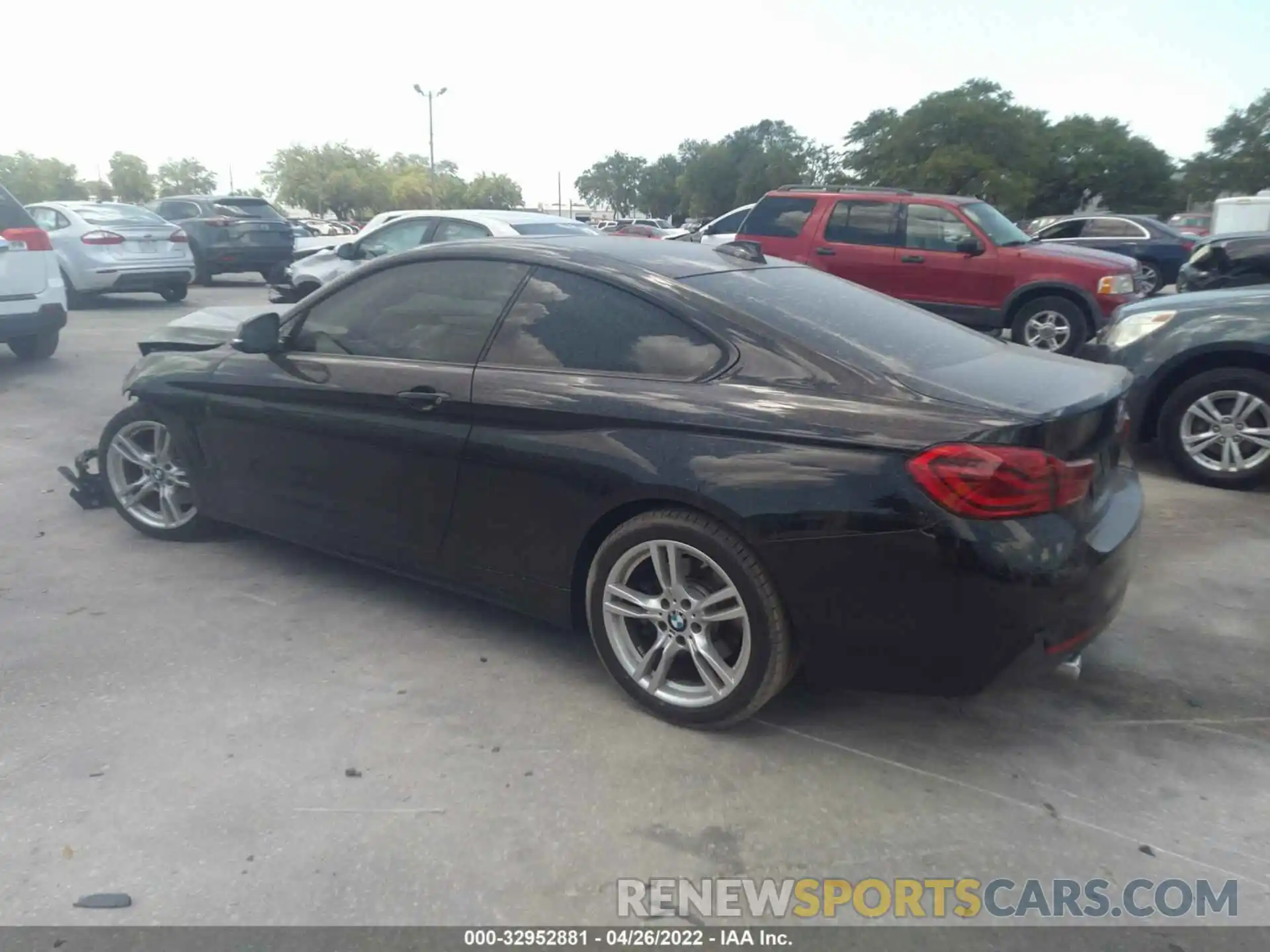 3 Photograph of a damaged car WBA4W7C58KAG52684 BMW 4 SERIES 2019