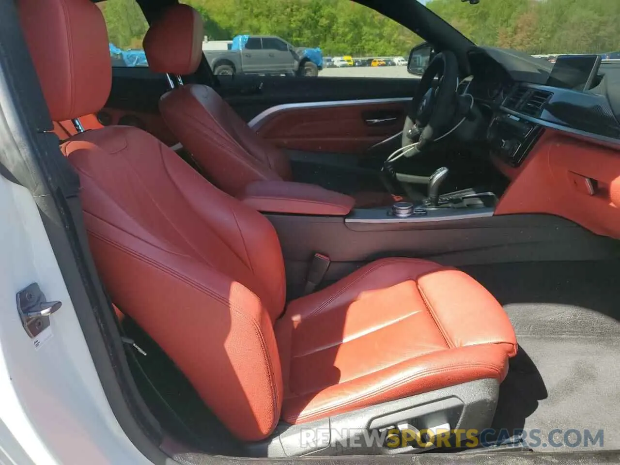 10 Photograph of a damaged car WBA4W9C58KAF94183 BMW 4 SERIES 2019