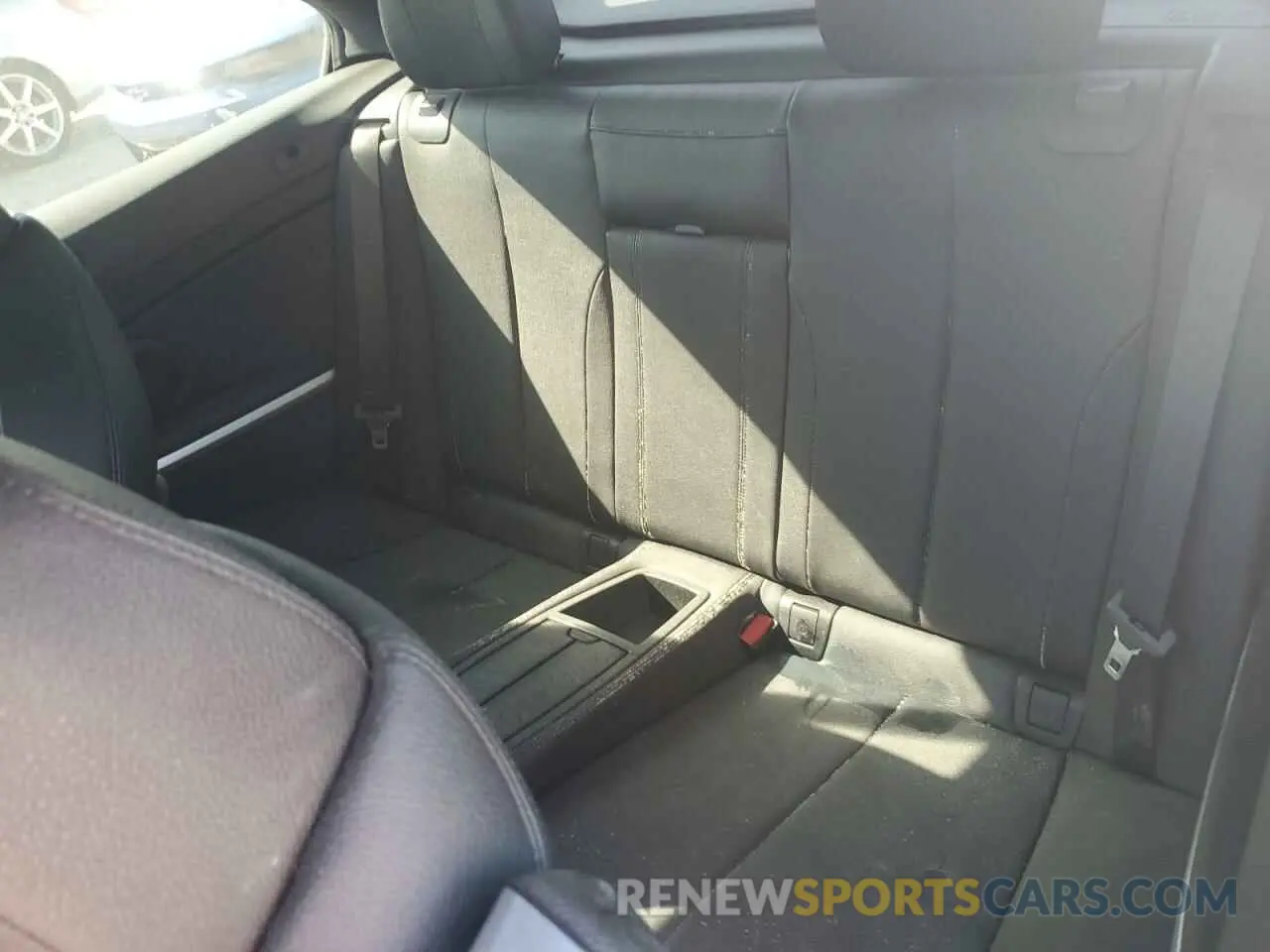 10 Photograph of a damaged car WBA4Z1C54KEE48686 BMW 4 SERIES 2019