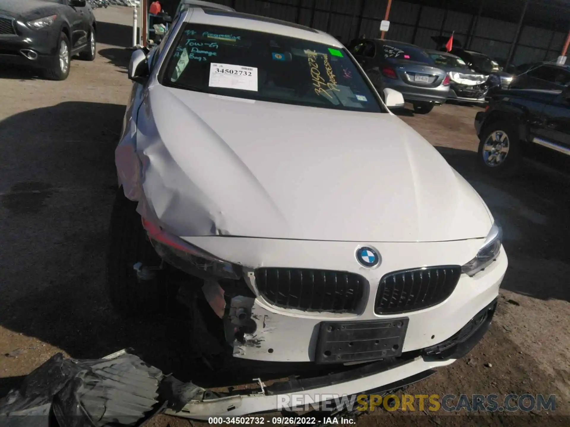 6 Photograph of a damaged car WBA4J1C02LBU67524 BMW 4 SERIES 2020