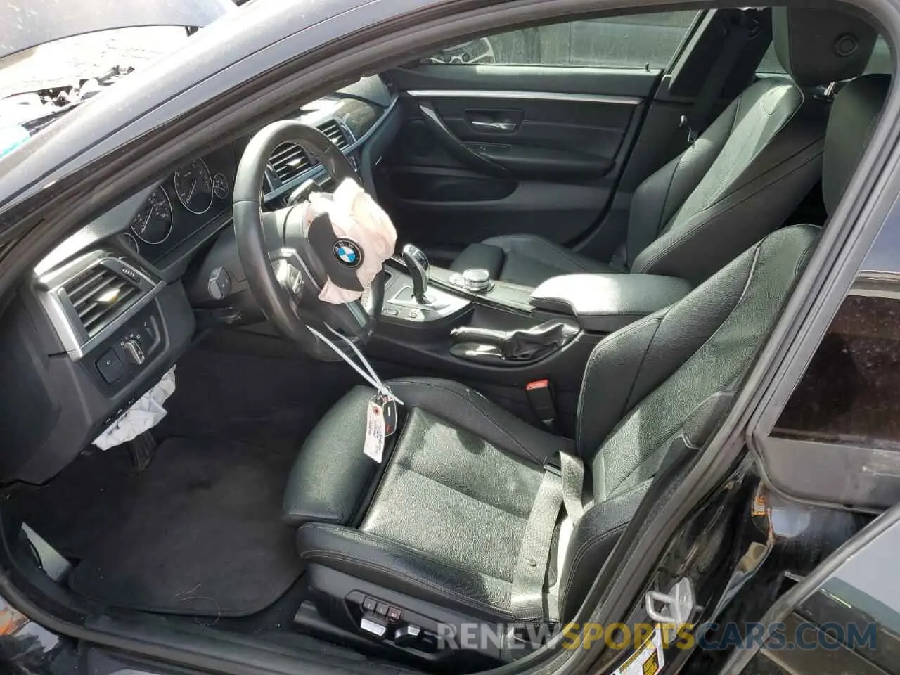 7 Photograph of a damaged car WBA4J3C09LBL11721 BMW 4 SERIES 2020