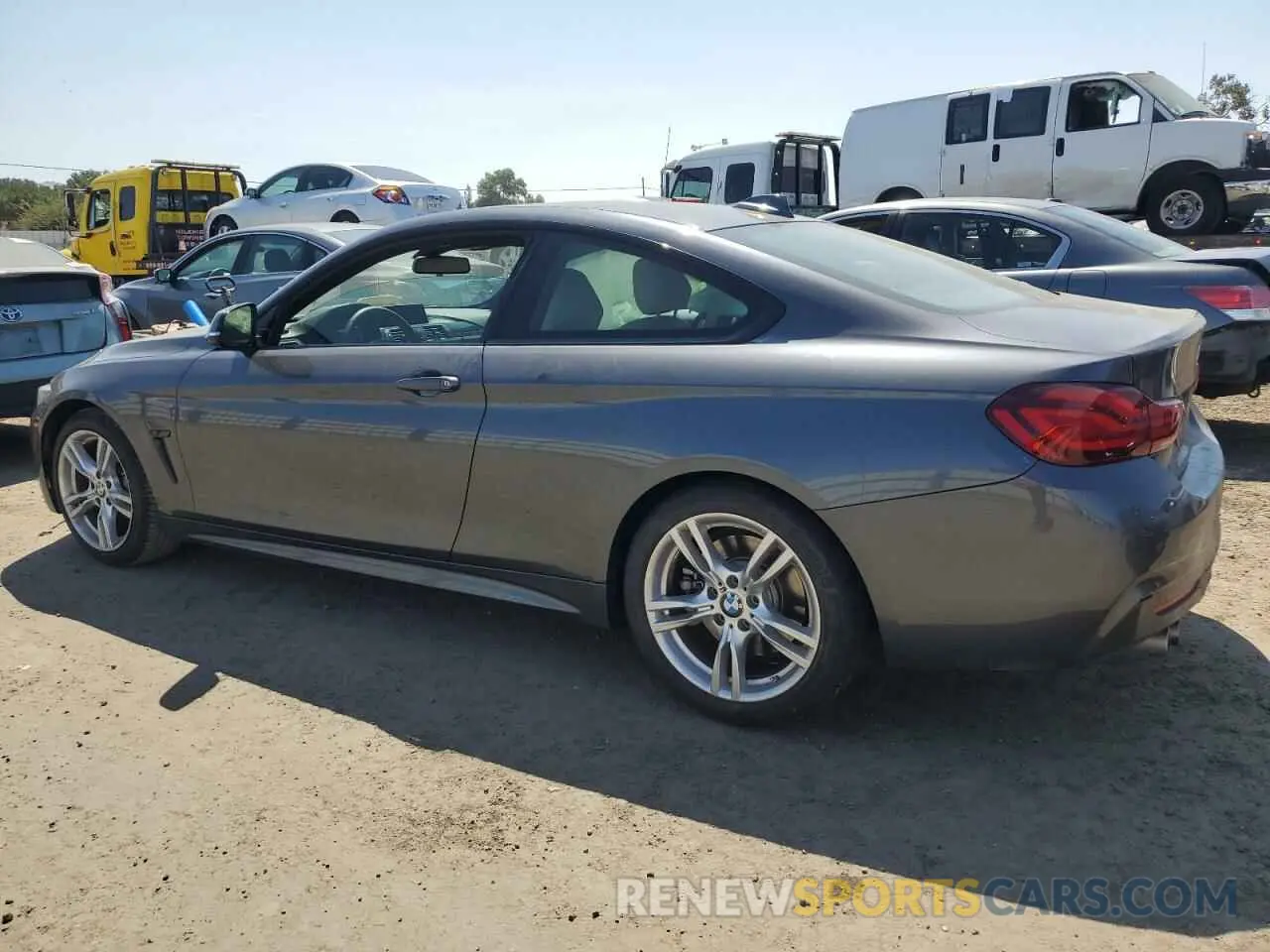 2 Photograph of a damaged car WBA4W3C03LFH13652 BMW 4 SERIES 2020