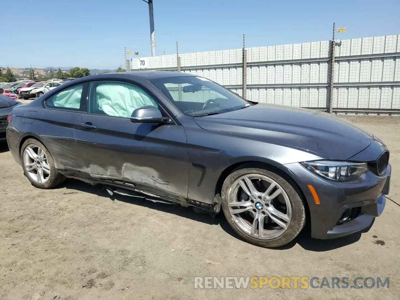 4 Photograph of a damaged car WBA4W3C03LFH13652 BMW 4 SERIES 2020