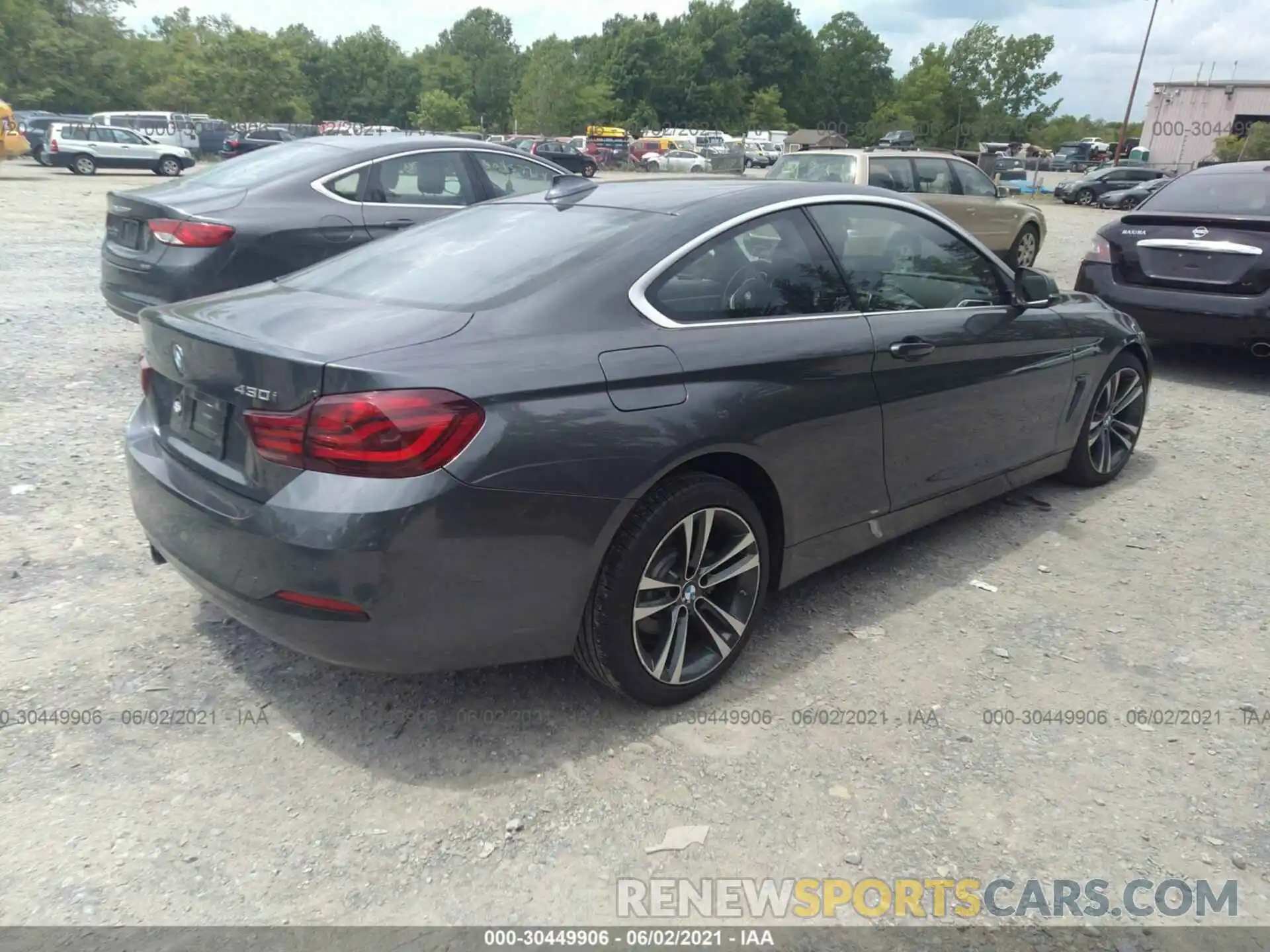 4 Photograph of a damaged car WBA4W5C04LFJ74824 BMW 4 SERIES 2020