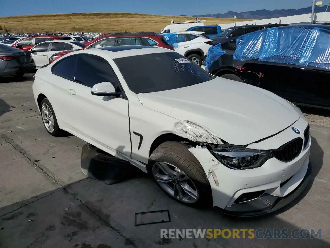 4 Photograph of a damaged car WBA4W5C08LFH33164 BMW 4 SERIES 2020