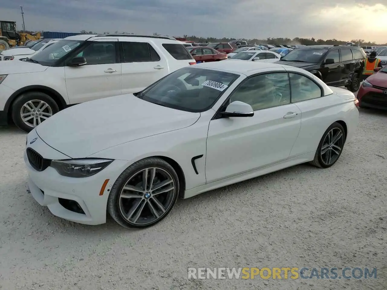 1 Photograph of a damaged car WBA4Z1C02L5P27007 BMW 4 SERIES 2020