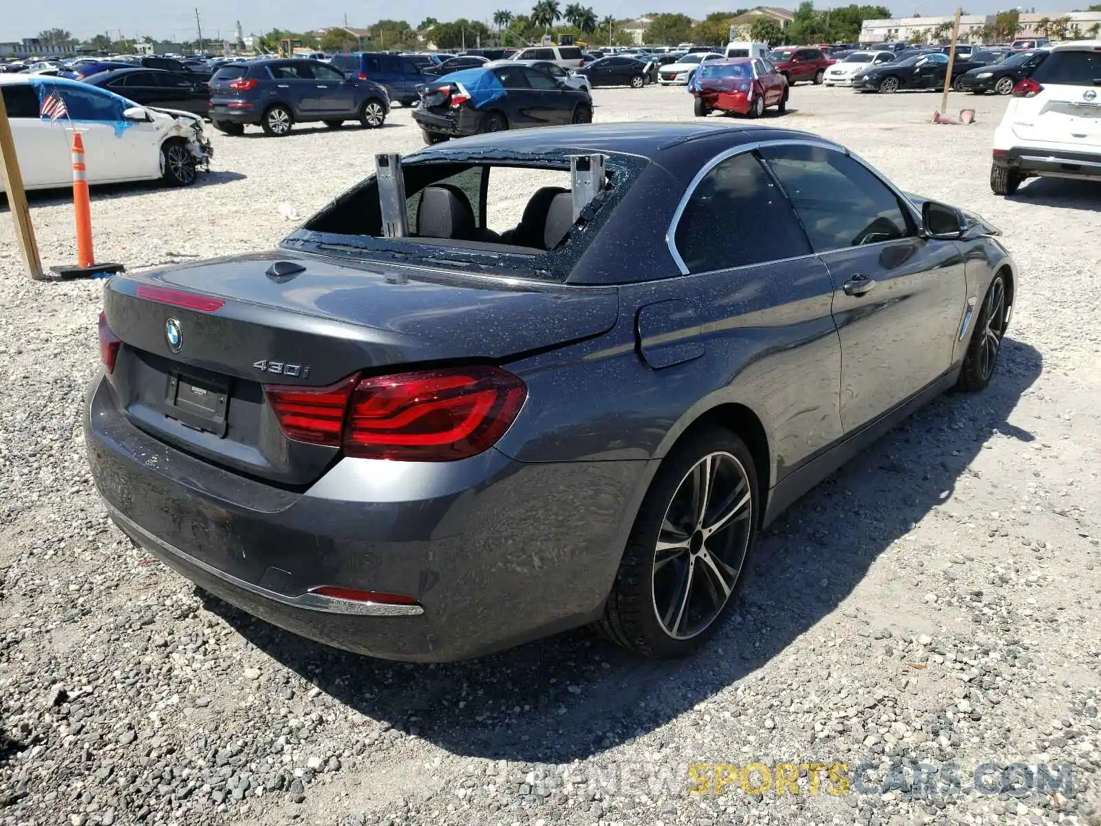 4 Photograph of a damaged car WBA4Z1C06L5P04894 BMW 4 SERIES 2020