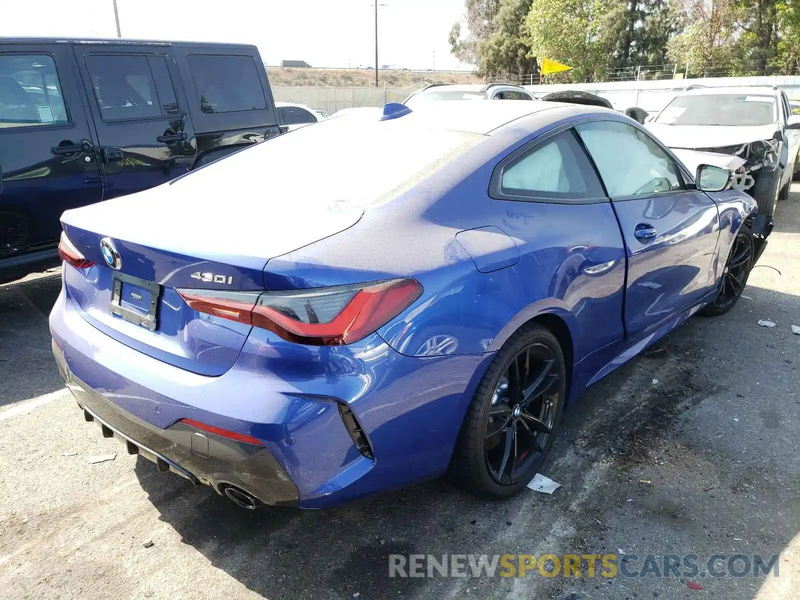 4 Photograph of a damaged car WBA53AP02MCF66867 BMW 4 SERIES 2021