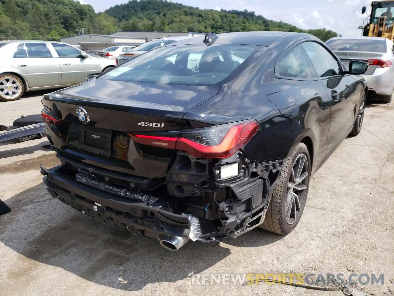 4 Photograph of a damaged car WBA73AP02MCG01707 BMW 4 SERIES 2021