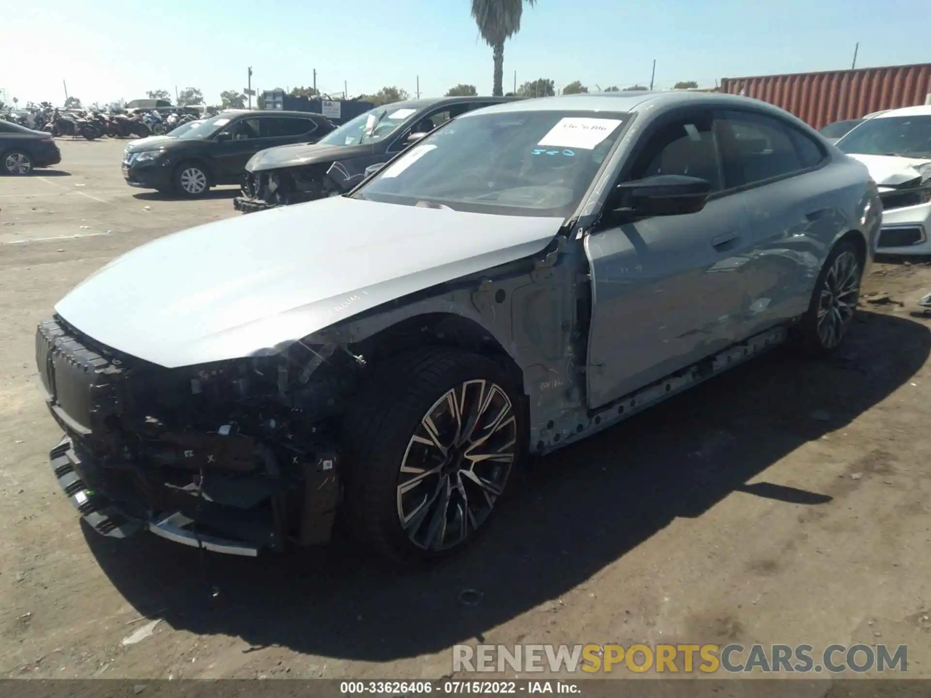 2 Photograph of a damaged car WBA13AW00NFM22263 BMW 4 SERIES 2022