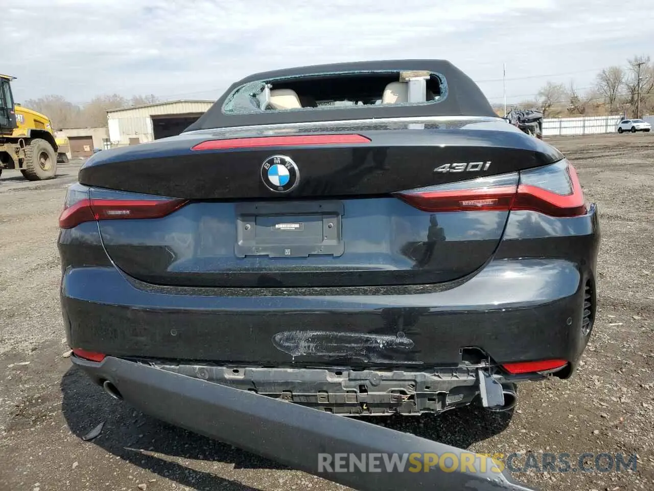 6 Photograph of a damaged car WBA23AT02NCH83569 BMW 4 SERIES 2022