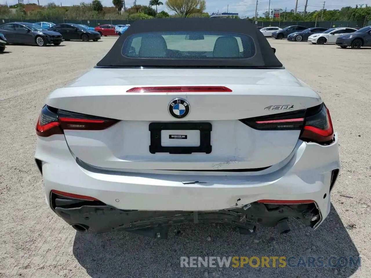 6 Photograph of a damaged car WBA23AT07NCK04217 BMW 4 SERIES 2022