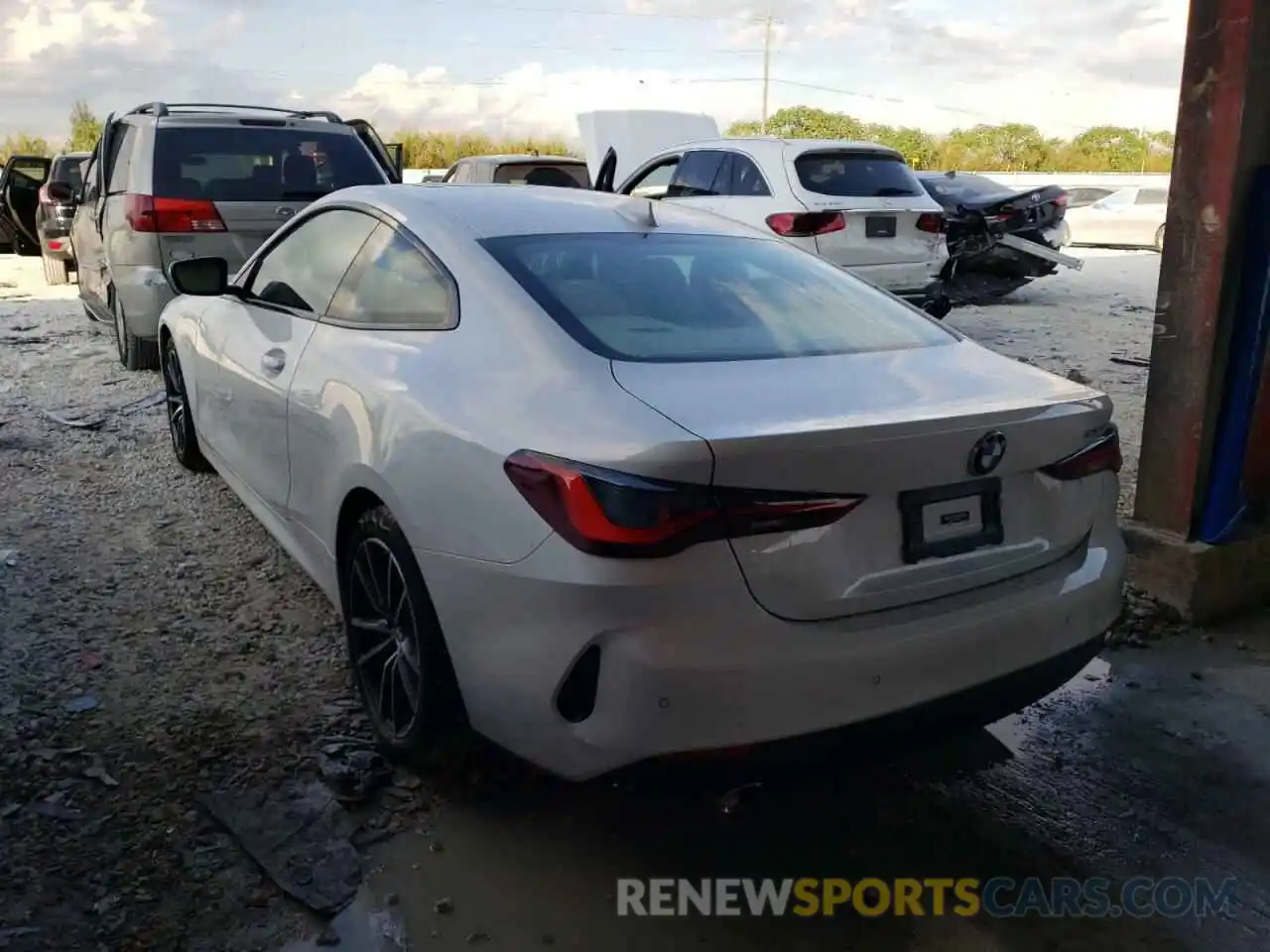 3 Photograph of a damaged car WBA53AP04NCH91602 BMW 4 SERIES 2022