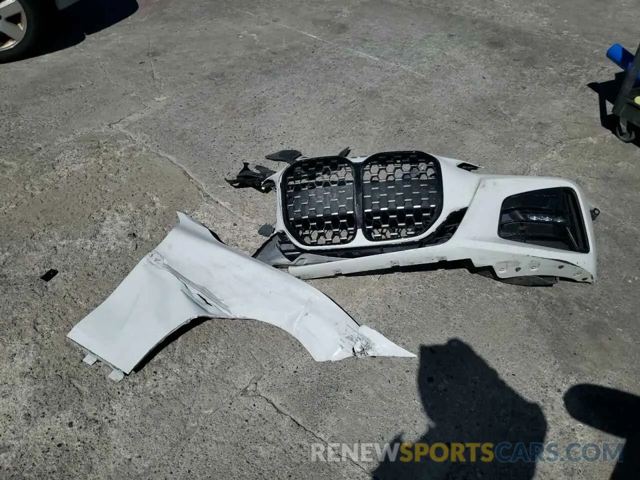12 Photograph of a damaged car WBA53AP07NCJ31812 BMW 4 SERIES 2022