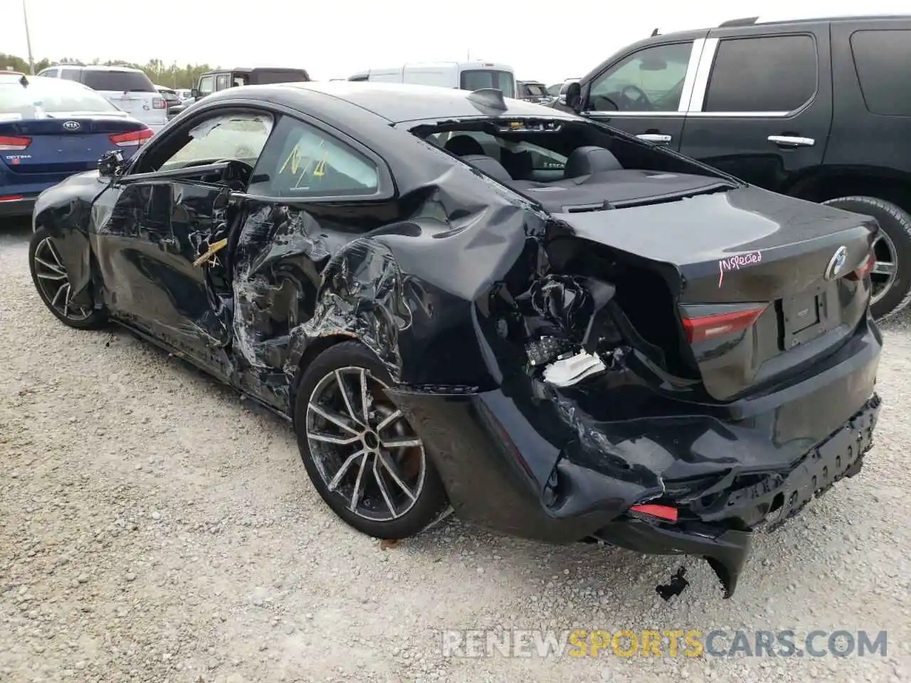 2 Photograph of a damaged car WBA53AP0XNCH67384 BMW 4 SERIES 2022