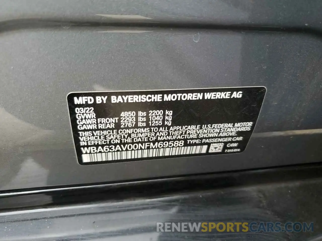 16 Photograph of a damaged car WBA63AV00NFM69588 BMW 4 SERIES 2022