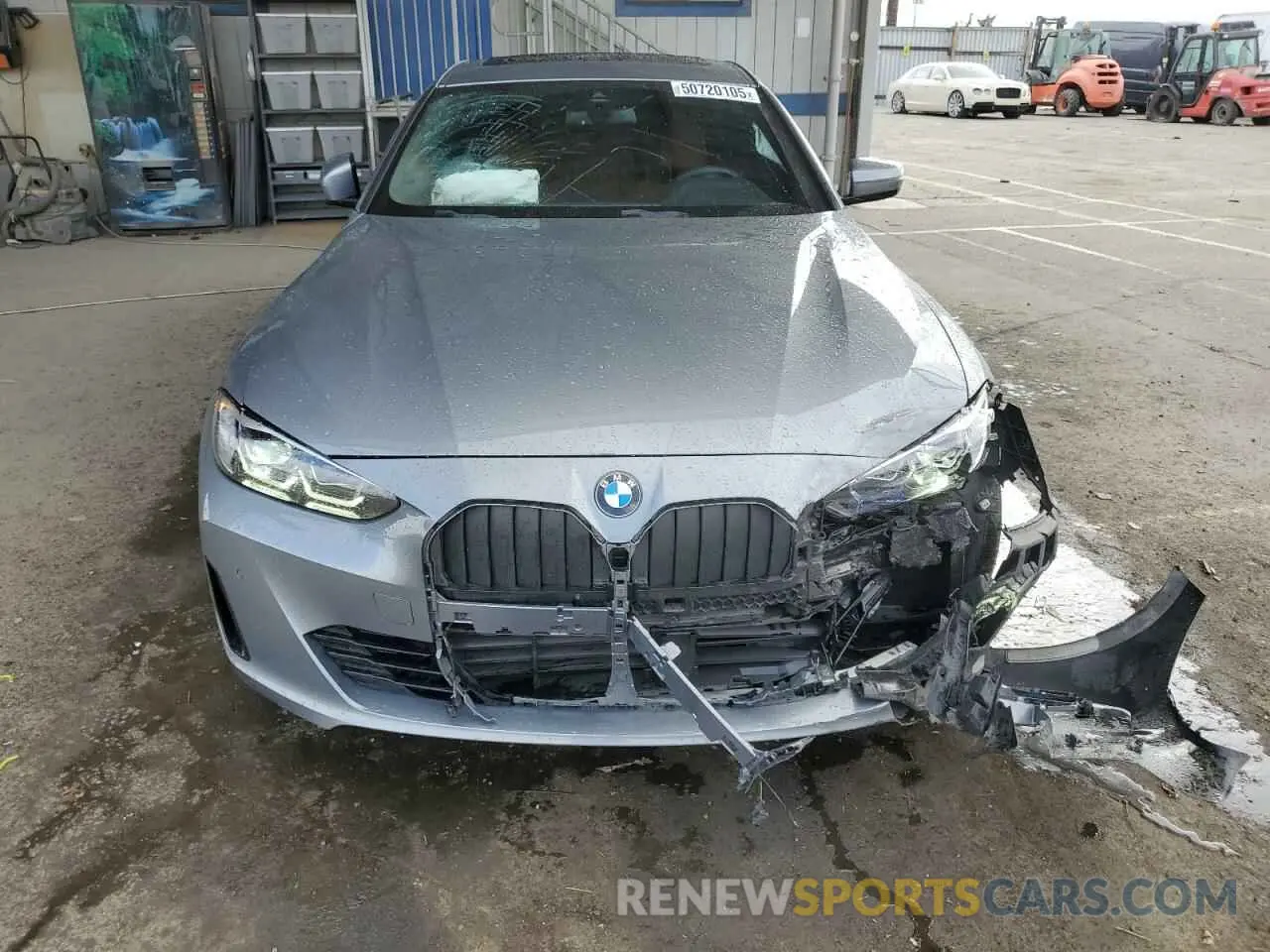 5 Photograph of a damaged car WBA63AV00NFM69588 BMW 4 SERIES 2022