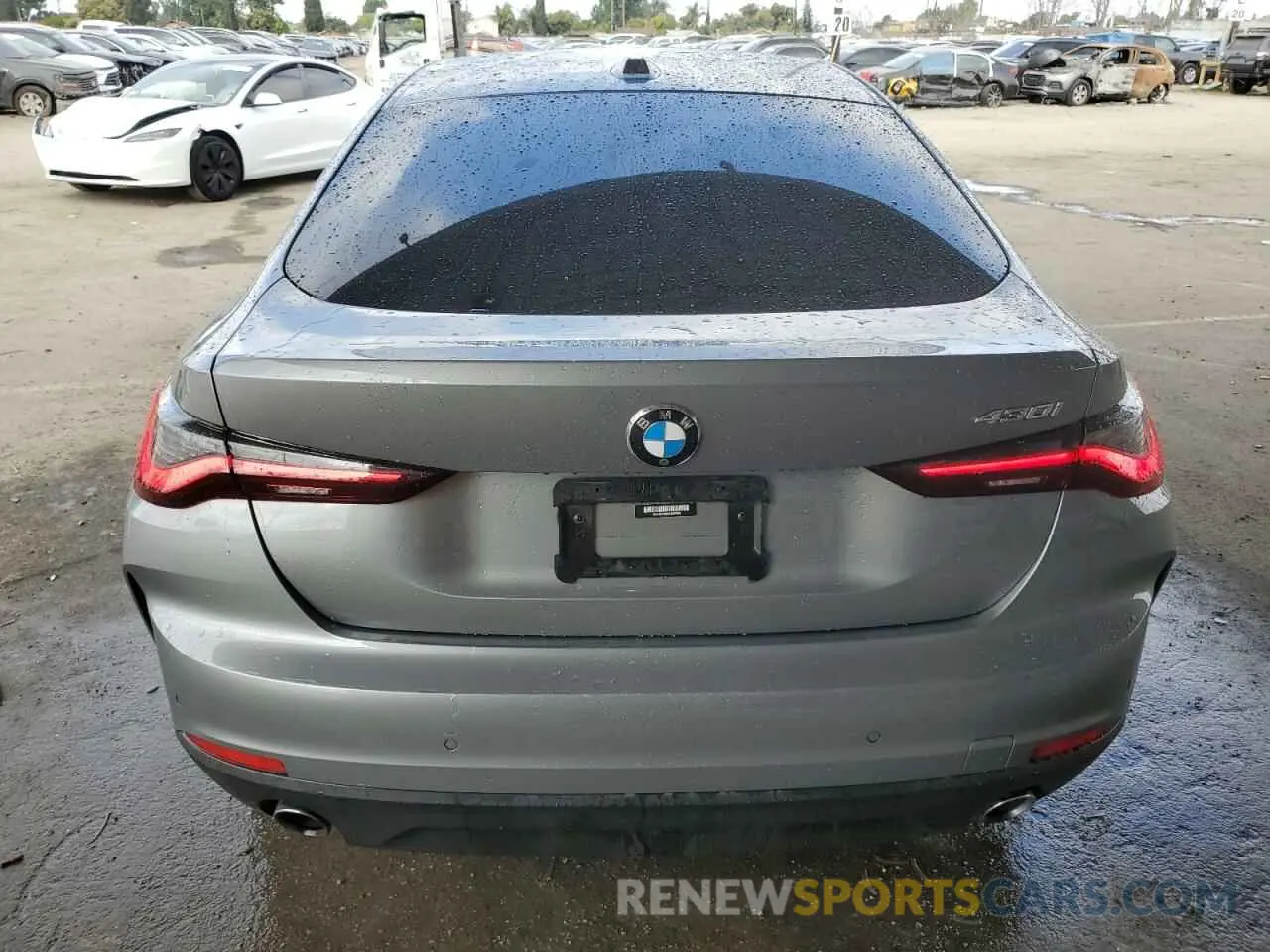 6 Photograph of a damaged car WBA63AV00NFM69588 BMW 4 SERIES 2022