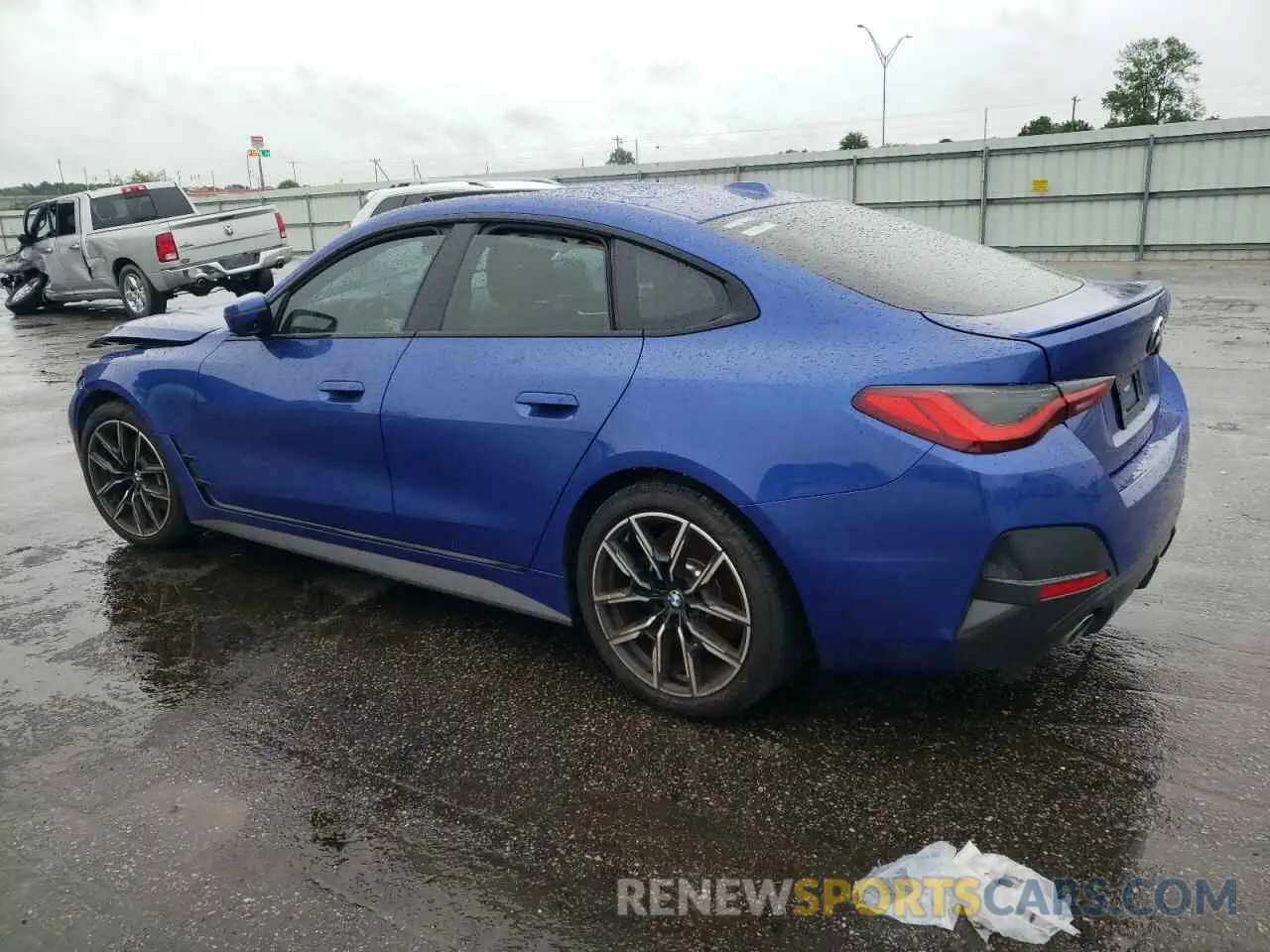 2 Photograph of a damaged car WBA63AV01NFL98112 BMW 4 SERIES 2022