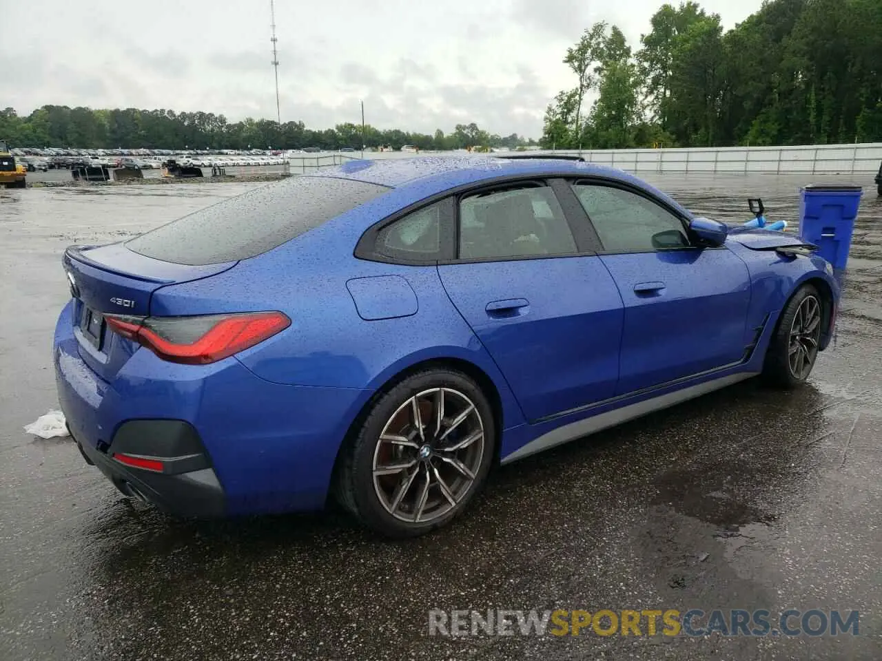 3 Photograph of a damaged car WBA63AV01NFL98112 BMW 4 SERIES 2022