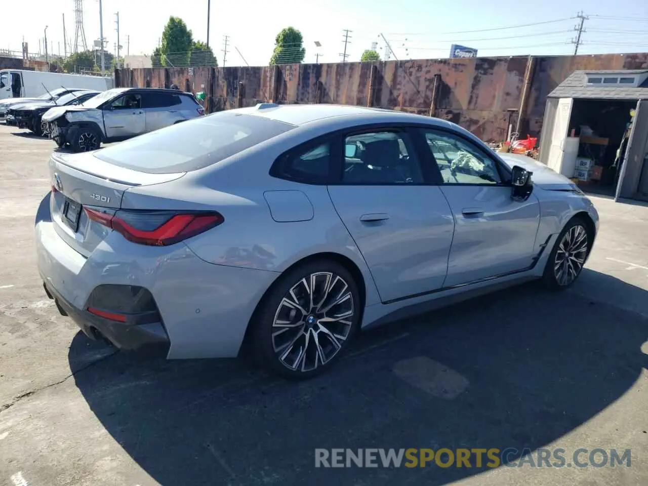 3 Photograph of a damaged car WBA63AV01NFM70409 BMW 4 SERIES 2022