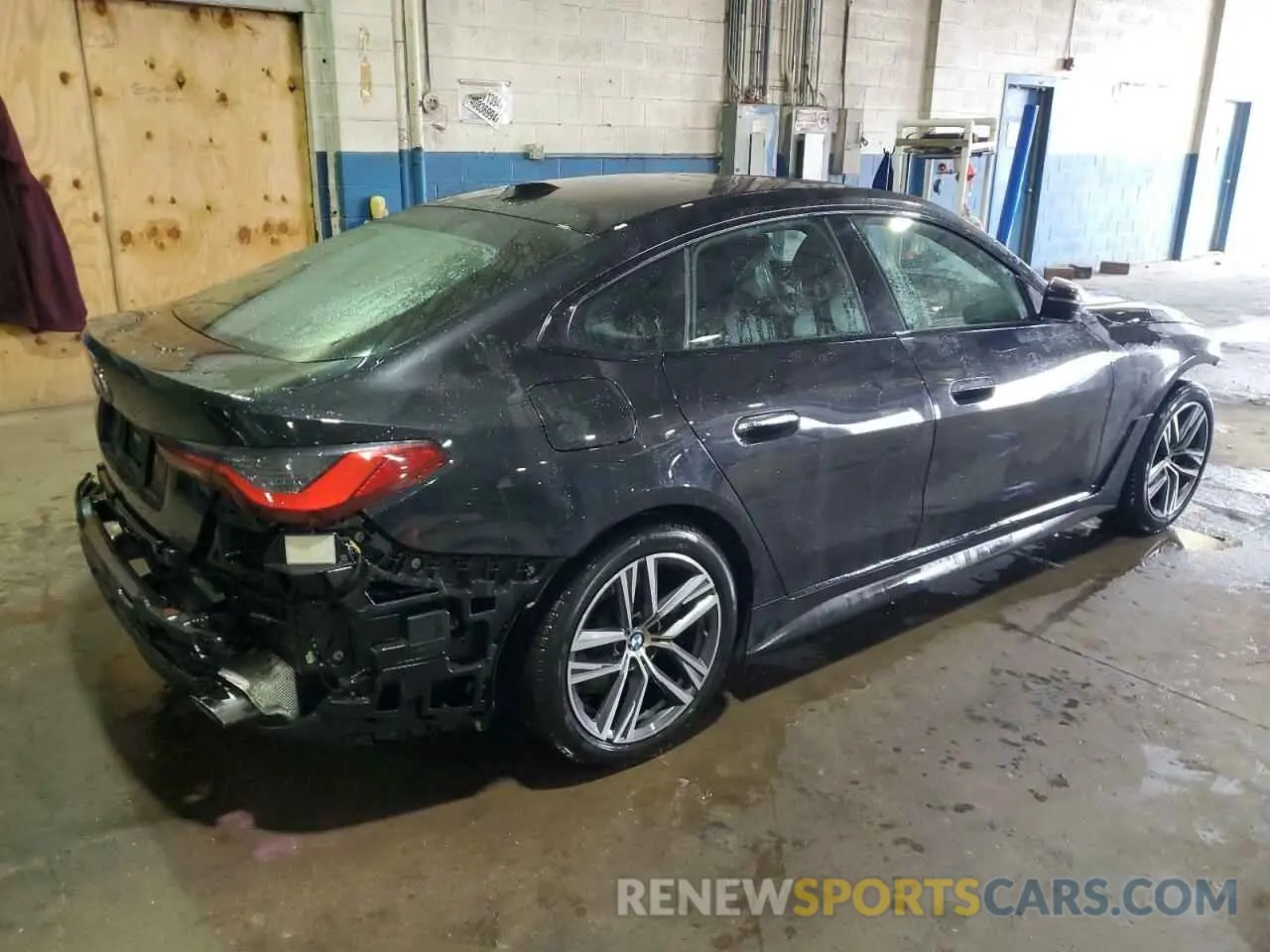 3 Photograph of a damaged car WBA63AV03NFM21471 BMW 4 SERIES 2022