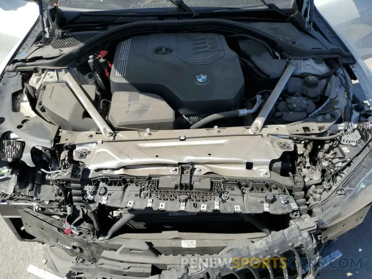 13 Photograph of a damaged car WBA63AV09NFM36850 BMW 4 SERIES 2022