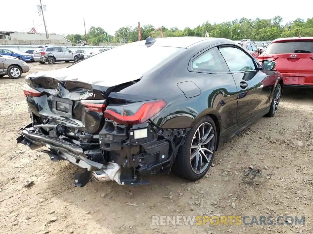 4 Photograph of a damaged car WBA73AP00NCH68634 BMW 4 SERIES 2022