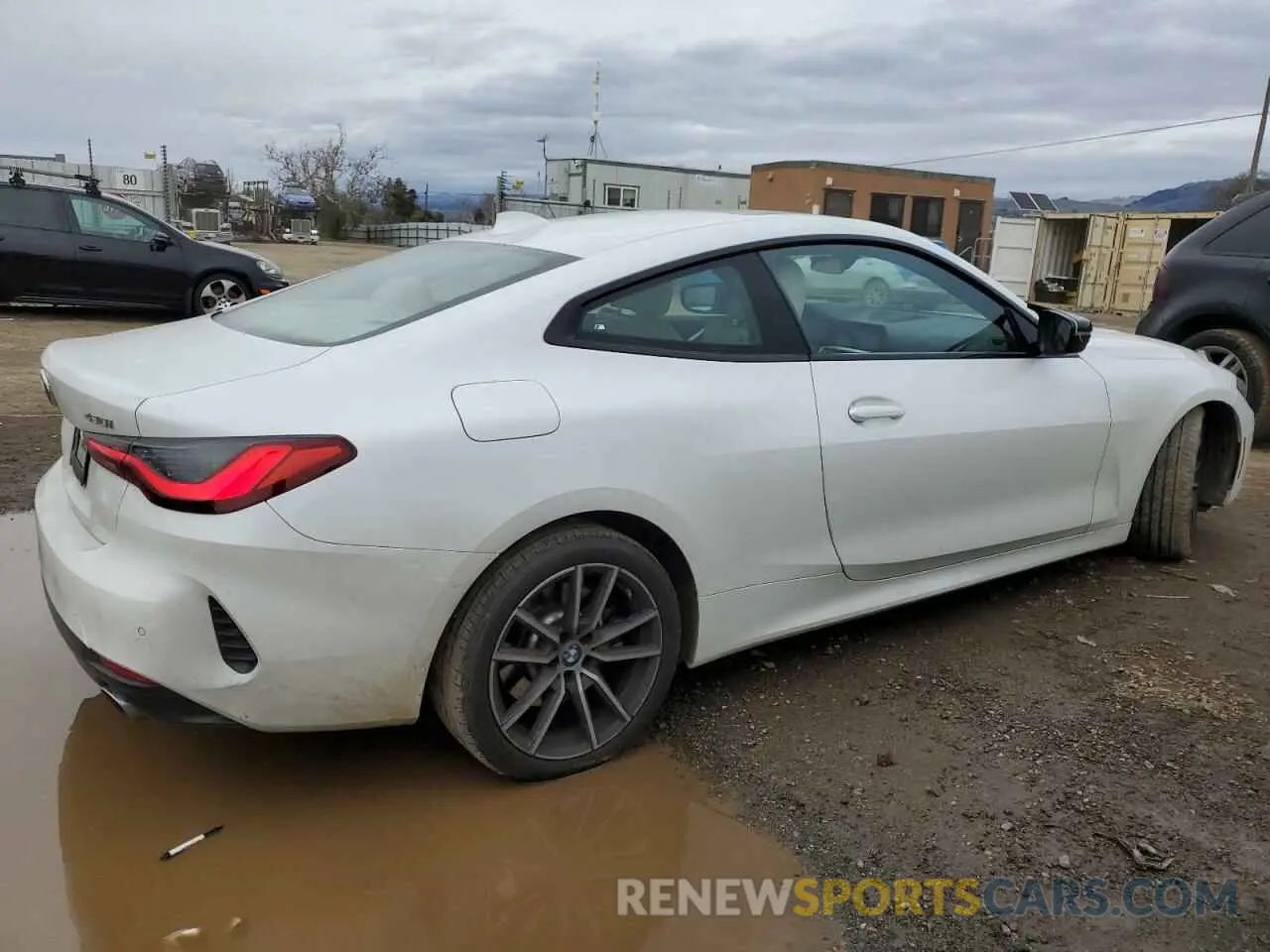 3 Photograph of a damaged car WBA73AP01NCH62891 BMW 4 SERIES 2022
