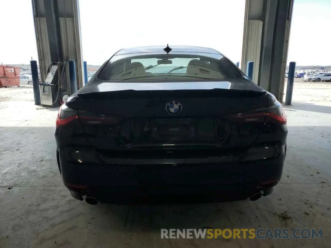 6 Photograph of a damaged car WBA73AP06NCH67486 BMW 4 SERIES 2022