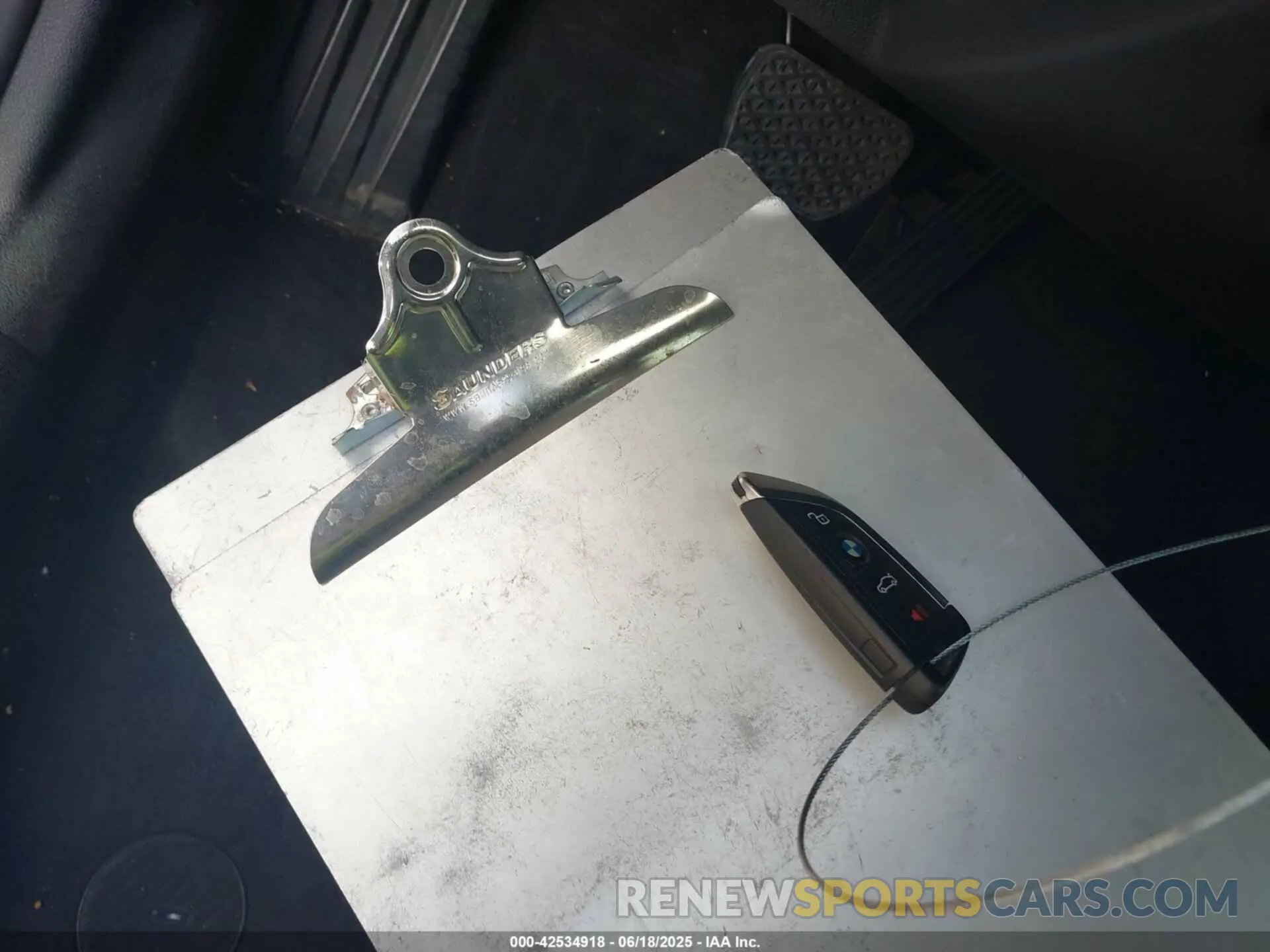 11 Photograph of a damaged car WBA23AT03PCL81706 BMW 4 SERIES 2023