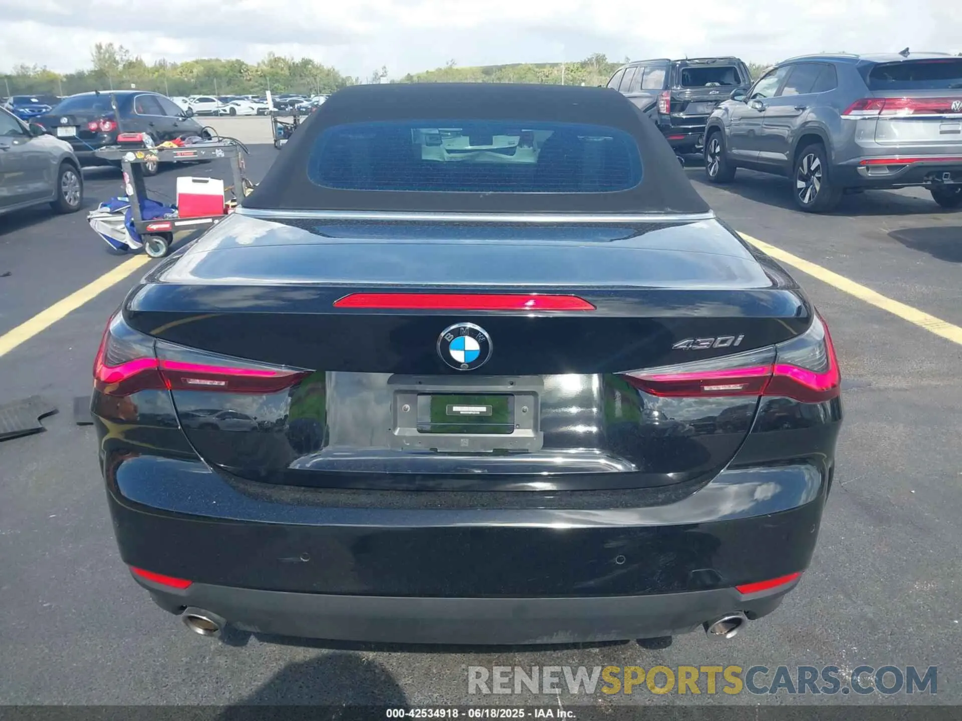 16 Photograph of a damaged car WBA23AT03PCL81706 BMW 4 SERIES 2023