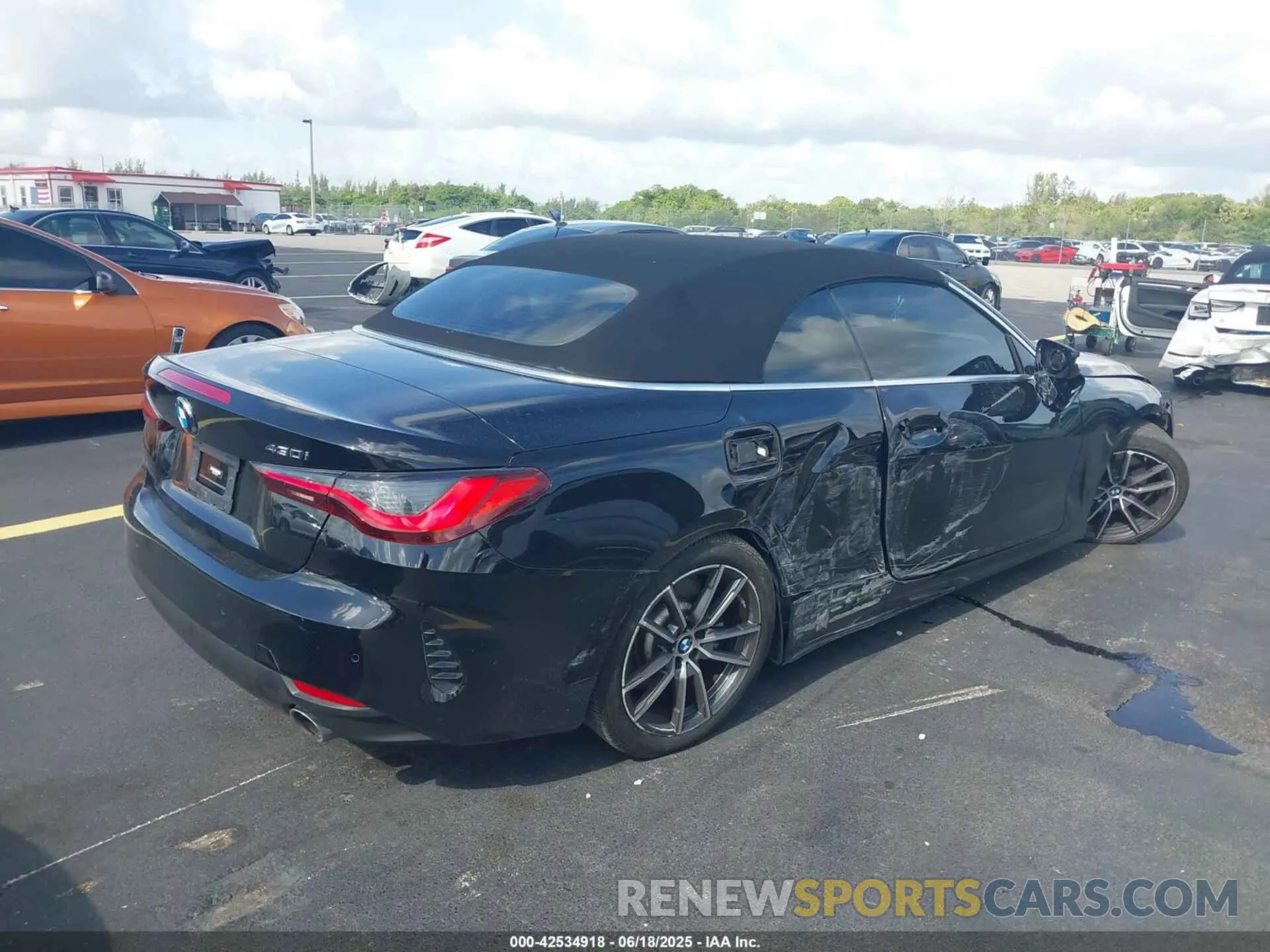4 Photograph of a damaged car WBA23AT03PCL81706 BMW 4 SERIES 2023