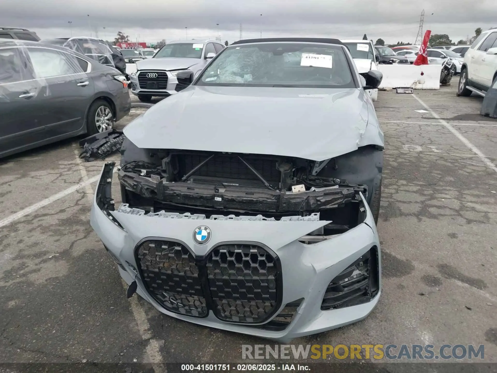 13 Photograph of a damaged car WBA23AT03RCP22962 BMW 4 SERIES 2024