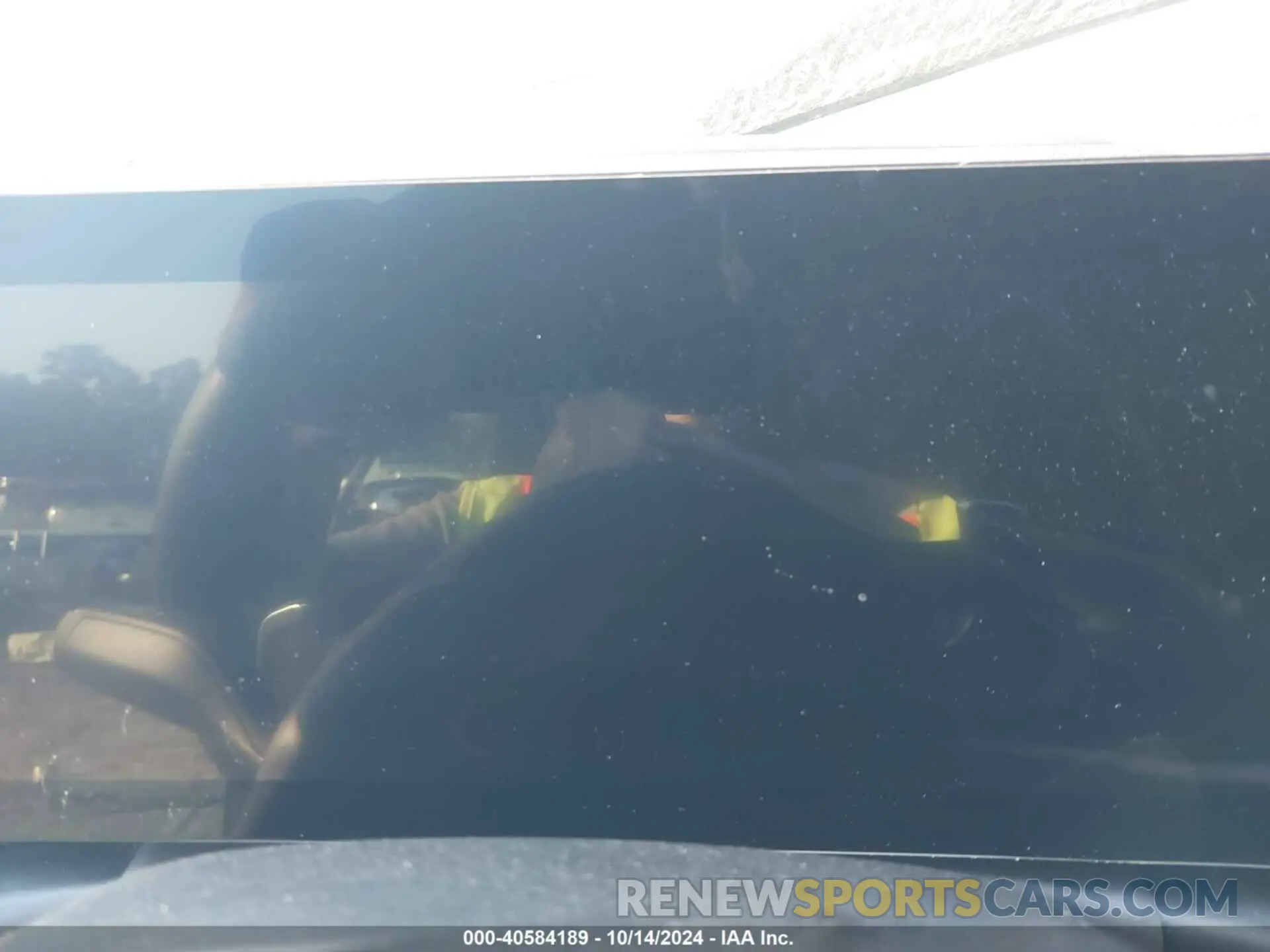 14 Photograph of a damaged car WBA43AT06RCN56719 BMW 4 SERIES 2024