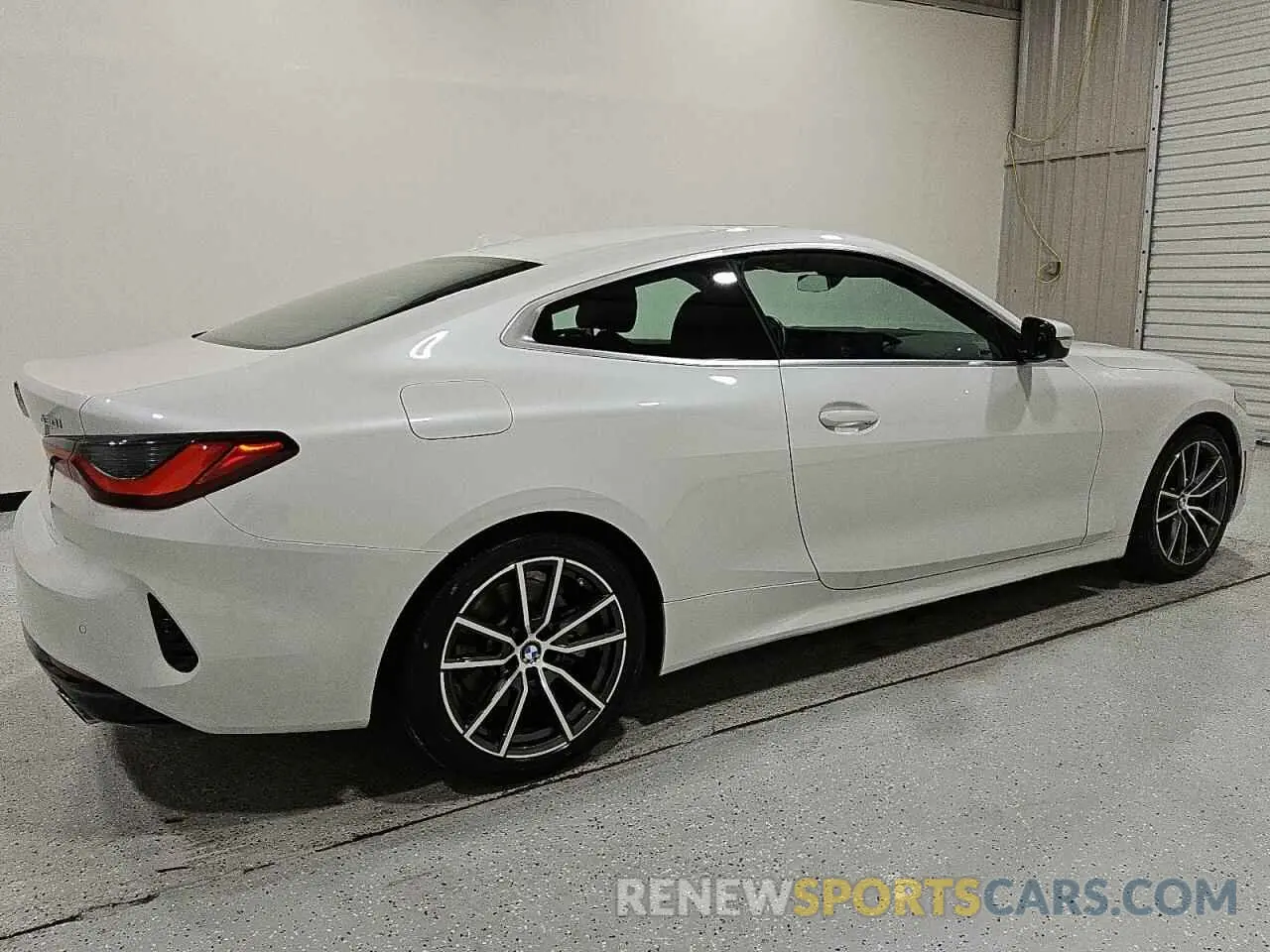 3 Photograph of a damaged car WBA53AP07RCR80599 BMW 4 SERIES 2024