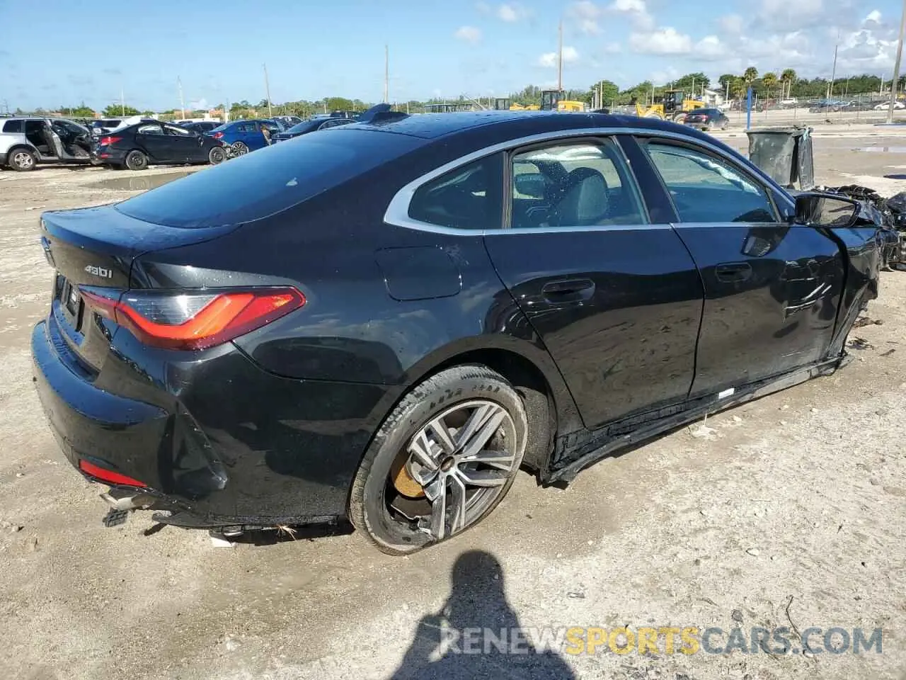 3 Photograph of a damaged car WBA63AV00RFS90506 BMW 4 SERIES 2024