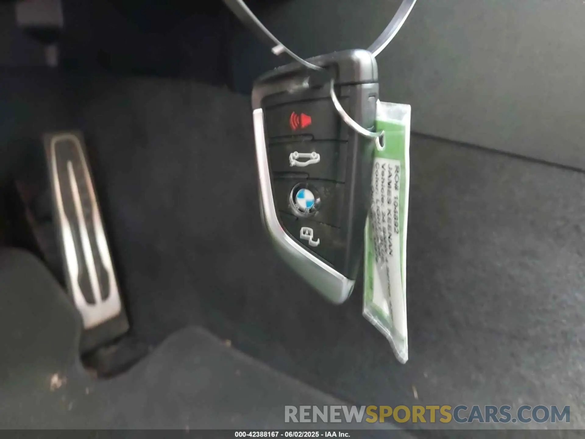 11 Photograph of a damaged car WBA73AP01RCP01608 BMW 4 SERIES 2024