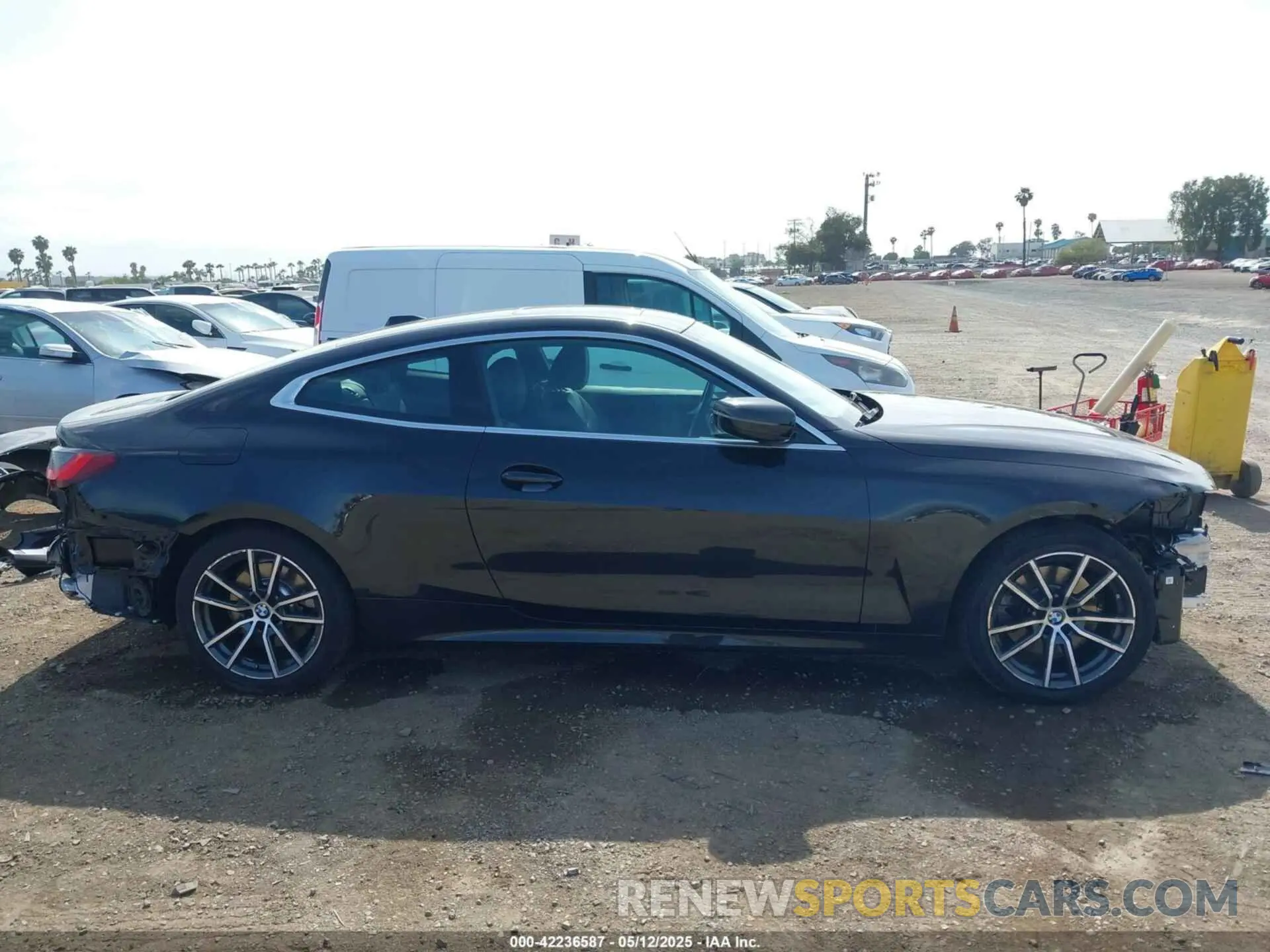 14 Photograph of a damaged car WBA73AP08RCR86940 BMW 4 SERIES 2024