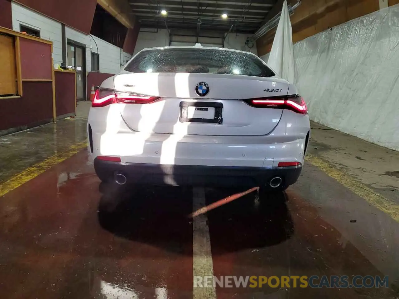 6 Photograph of a damaged car WBA73AV06RFT34965 BMW 4 SERIES 2024