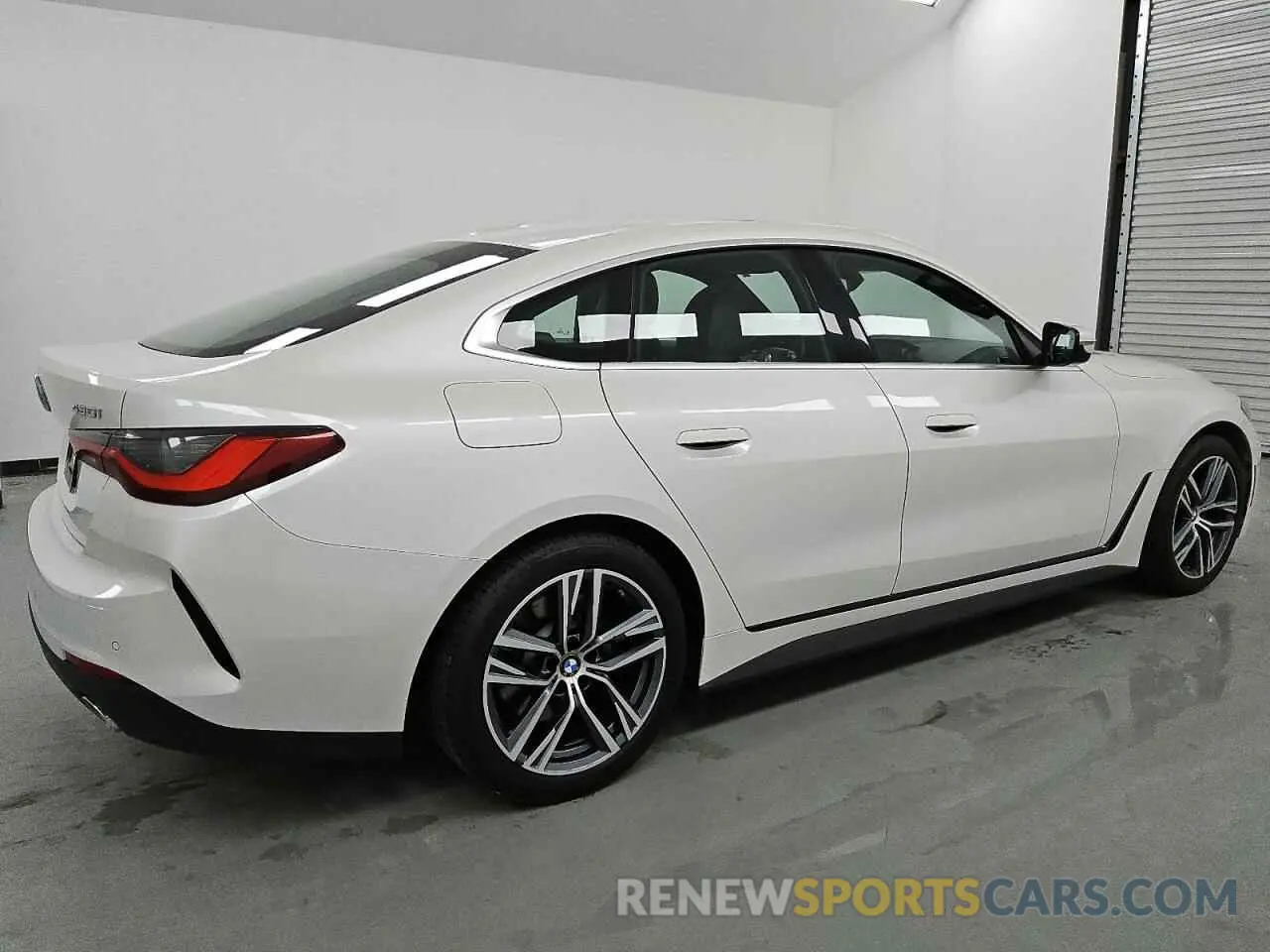 3 Photograph of a damaged car WBA73AV08RFT24325 BMW 4 SERIES 2024
