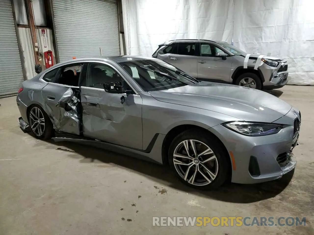 4 Photograph of a damaged car WBA73AV08RFT32344 BMW 4 SERIES 2024