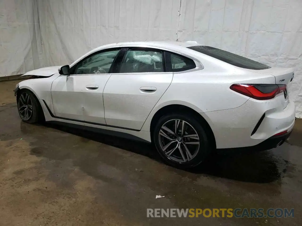 2 Photograph of a damaged car WBA73AV0XRFT24309 BMW 4 SERIES 2024