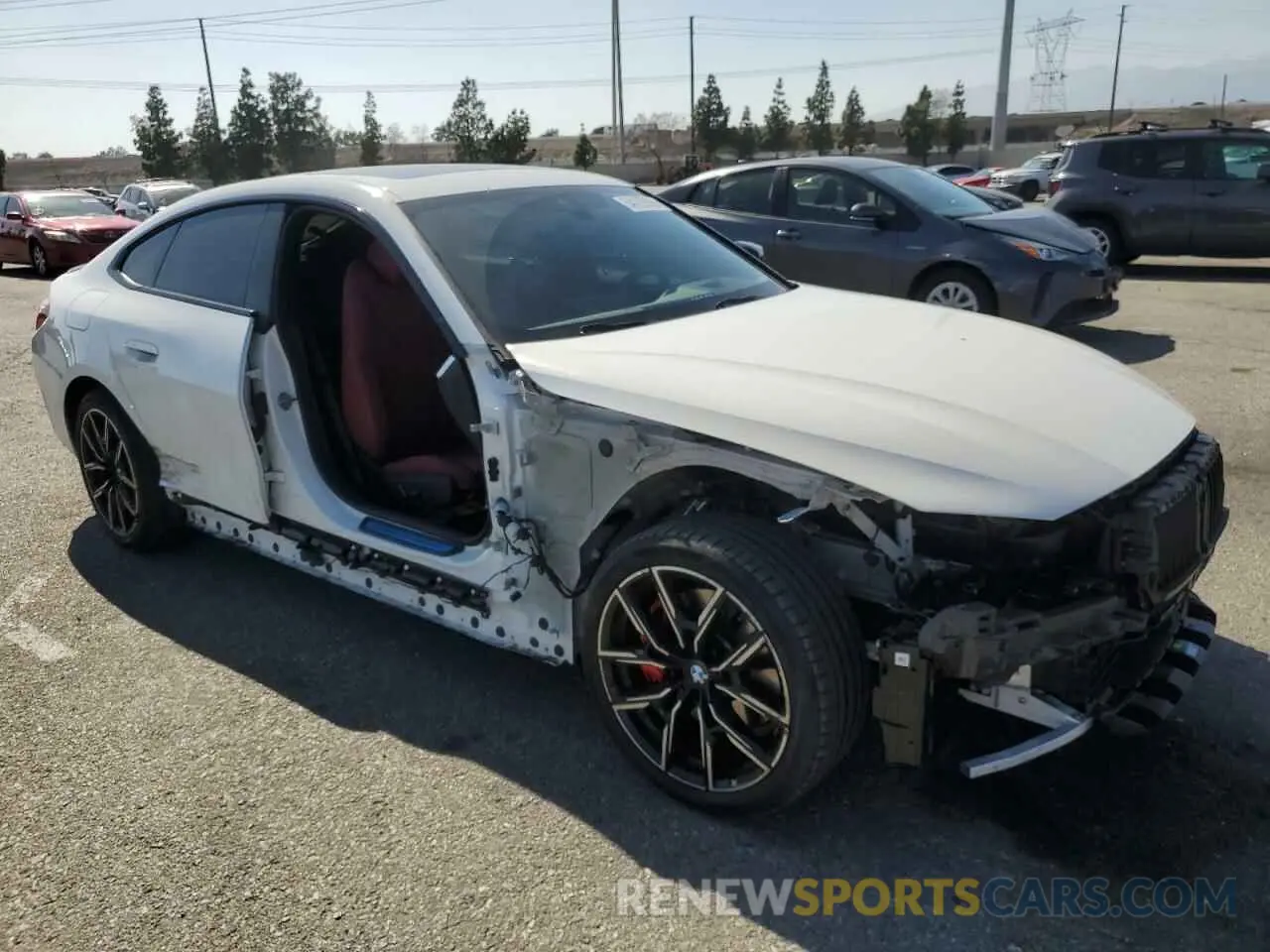 4 Photograph of a damaged car WBA23FB05SFU05221 BMW 4 SERIES 2025