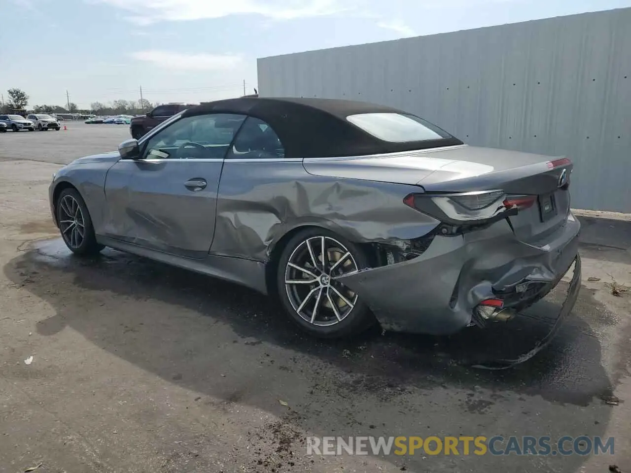 2 Photograph of a damaged car WBA33DB05SCT21944 BMW 4 SERIES 2025