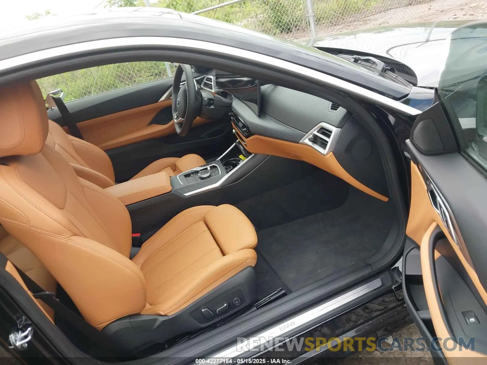 5 Photograph of a damaged car WBA63DA06SCS66113 BMW 4 SERIES 2025